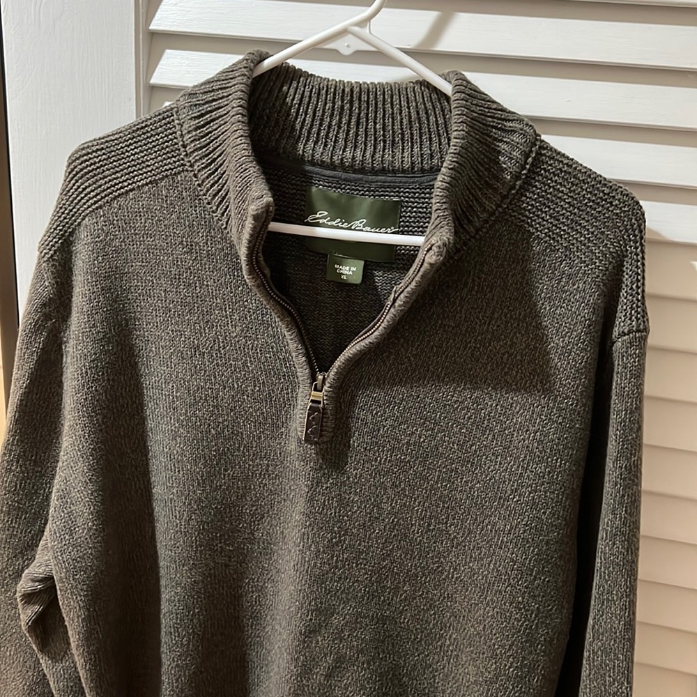 Size XL. Mens Eddie Bauer quarter zip sweater.